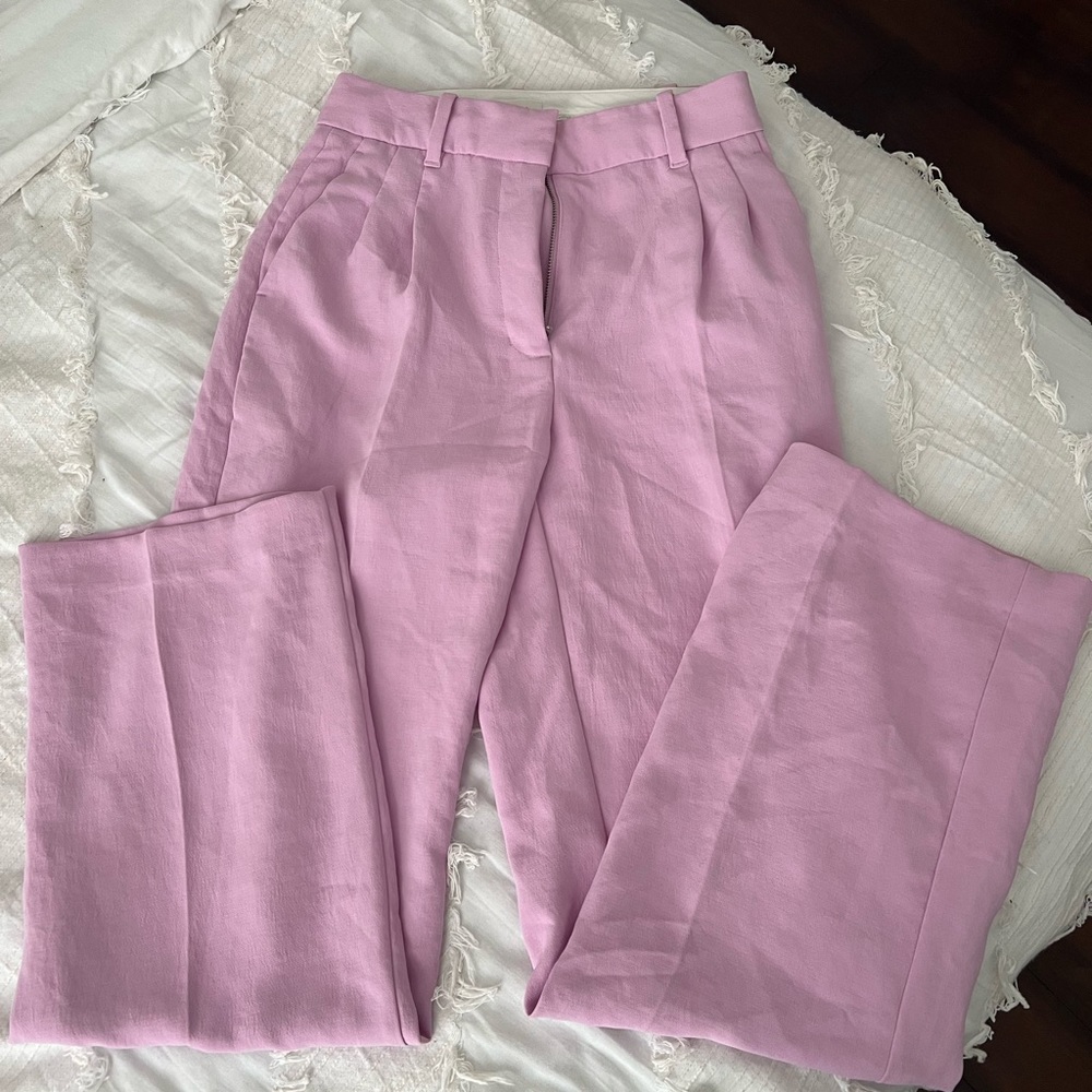 Aritzia Effortless Pants
